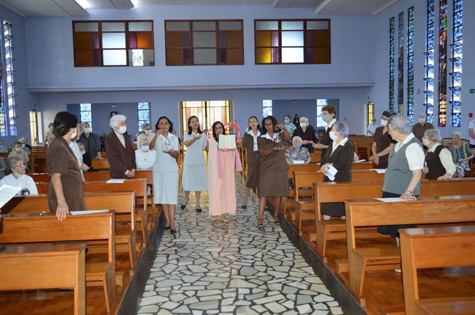 Admissão ao Noviciado das Postulantes Gioconda e Jaíne