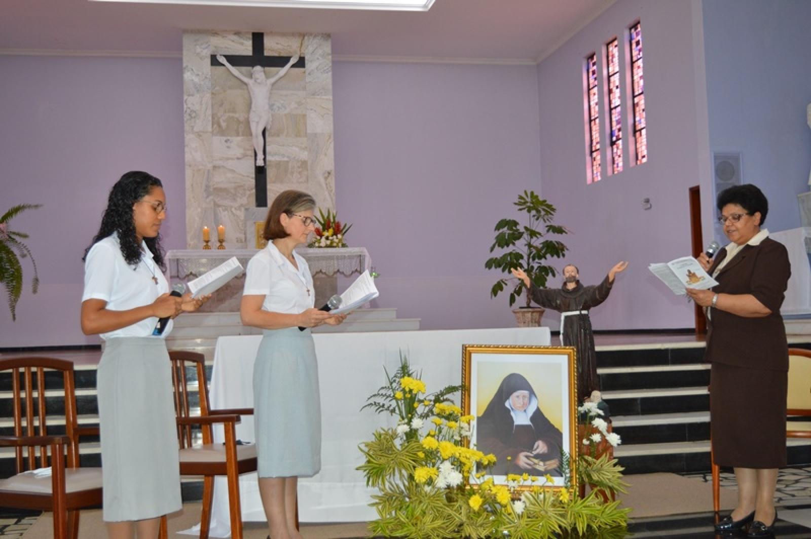 Admissão ao Noviciado das Postulantes Gioconda e Jaíne