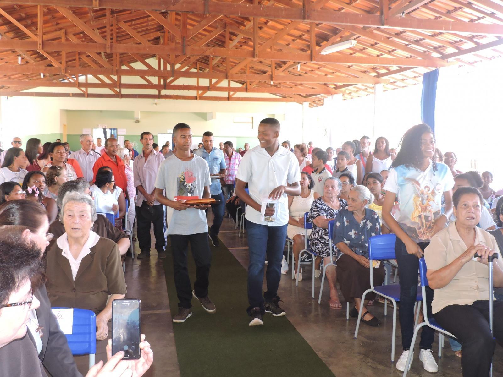 Celebração da Profissão Perpétua de Ir. Isabel, Setubinha MG