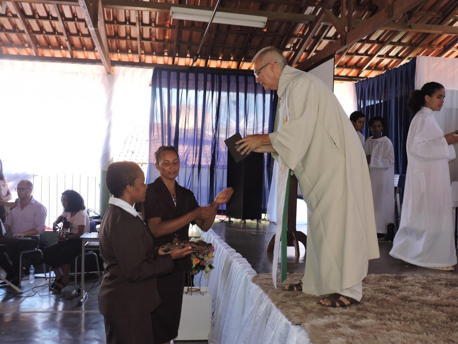 Celebração da Profissão Perpétua de Ir. Isabel, Setubinha MG