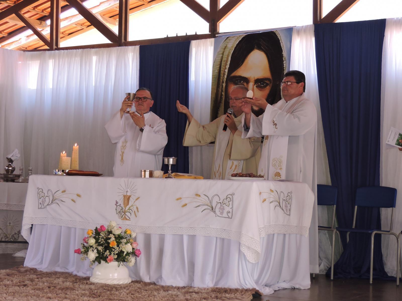 Celebração da Profissão Perpétua de Ir. Isabel, Setubinha MG