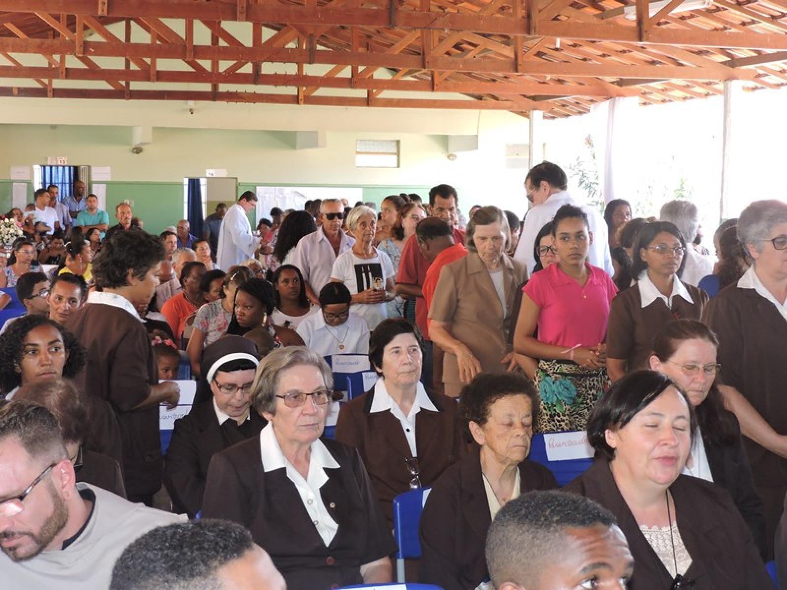 Celebração da Profissão Perpétua de Ir. Isabel, Setubinha MG