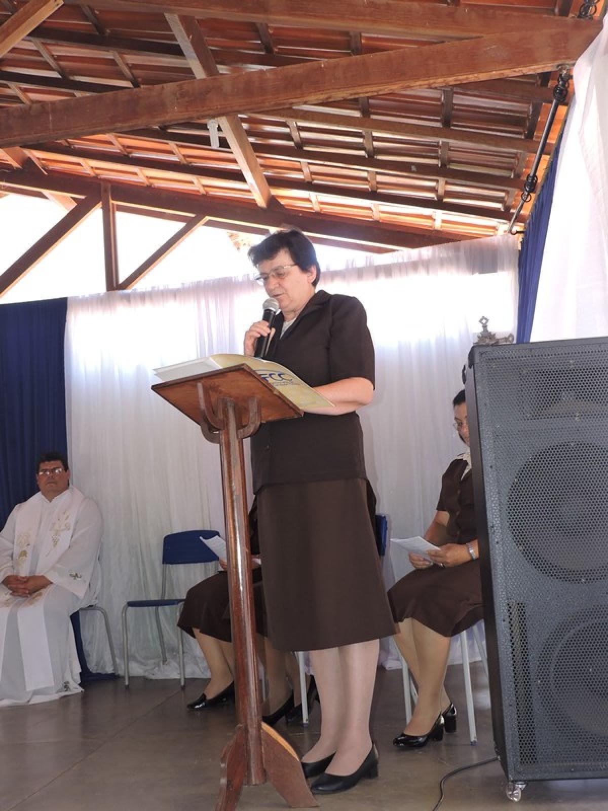 Celebração da Profissão Perpétua de Ir. Isabel, Setubinha MG