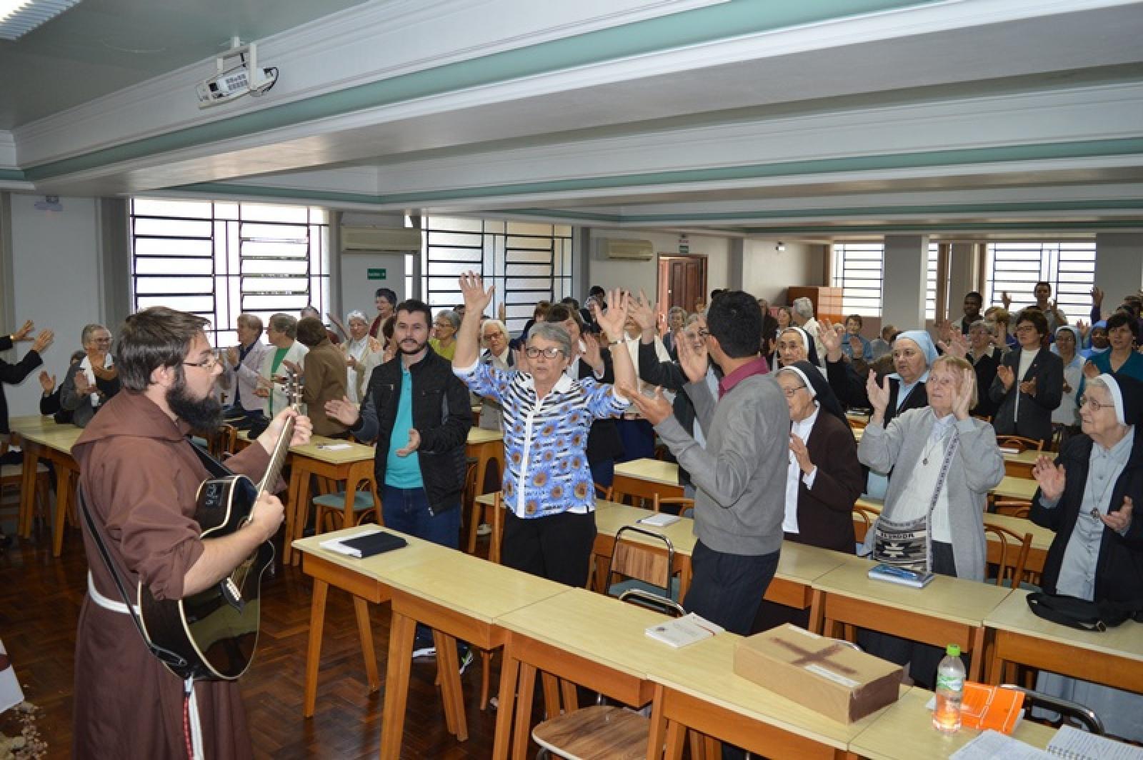 Encontro dos Religiosos no Convento São Francisco