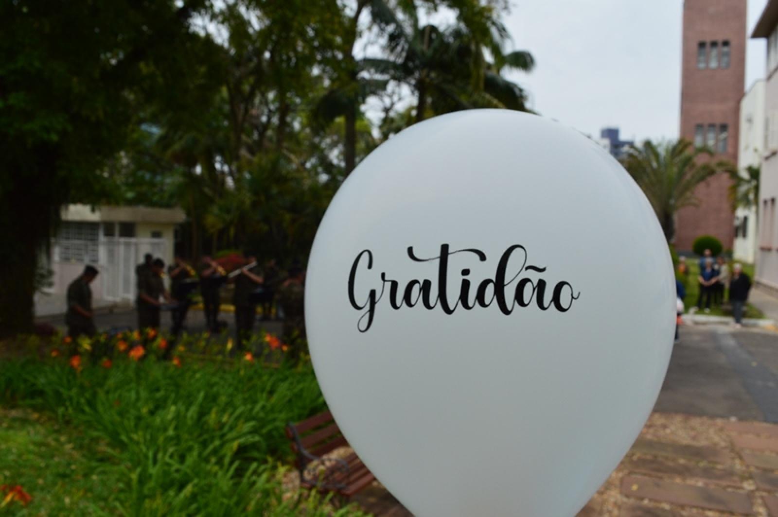 Celebração e banda Marcial de Música na Casa São José