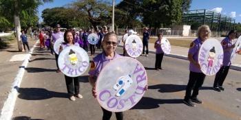 Obra Social Santa Isabel participa de desfile cívico