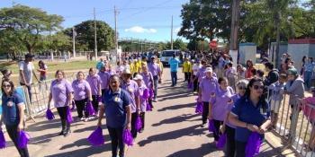 Obra Social Santa Isabel participa de desfile cívico