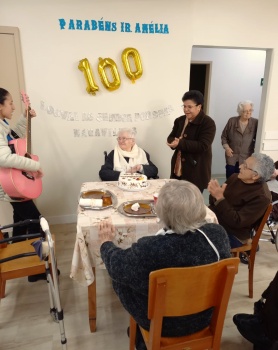 100 anos de vida de Ir. Amélia